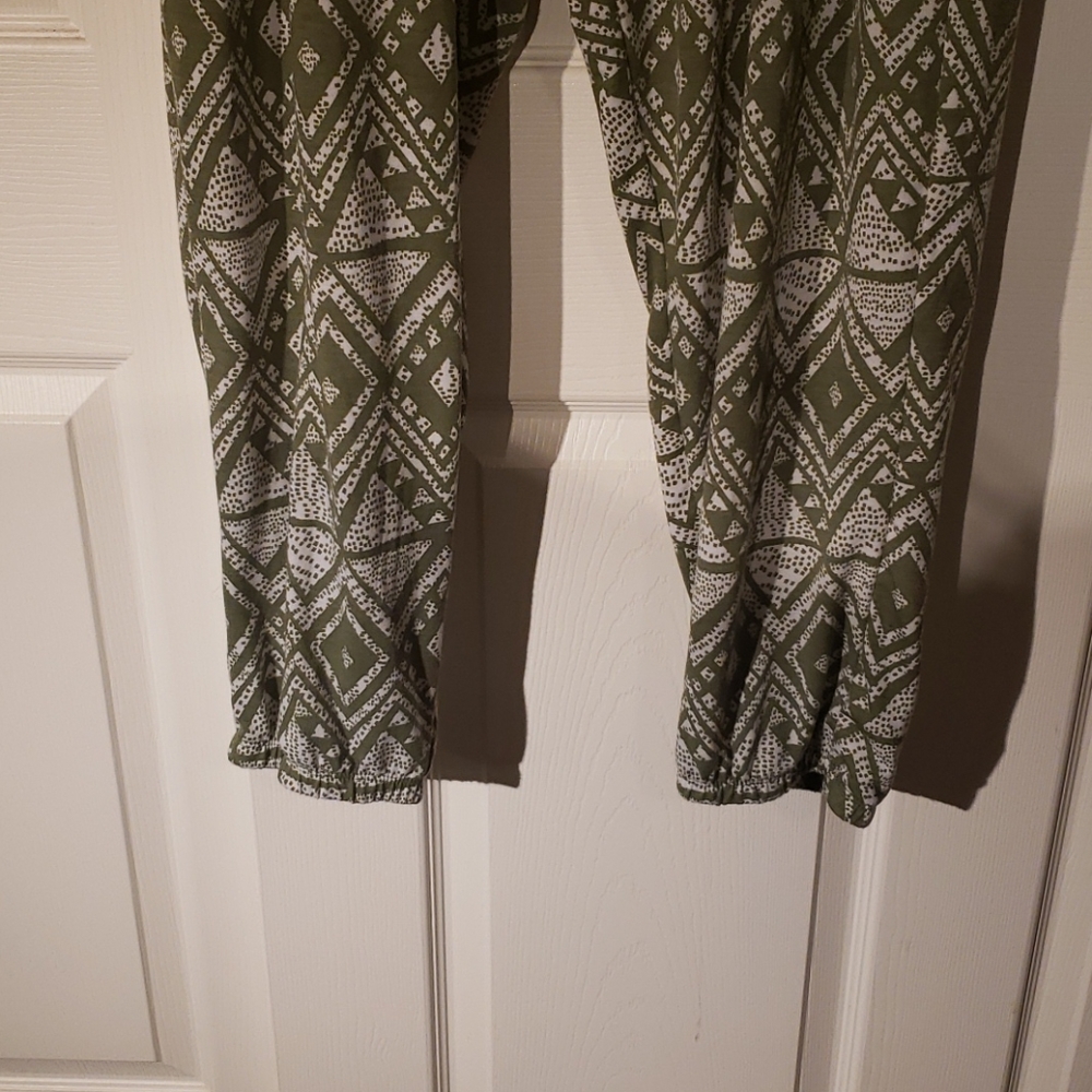 Romper - Picture 5 of 5